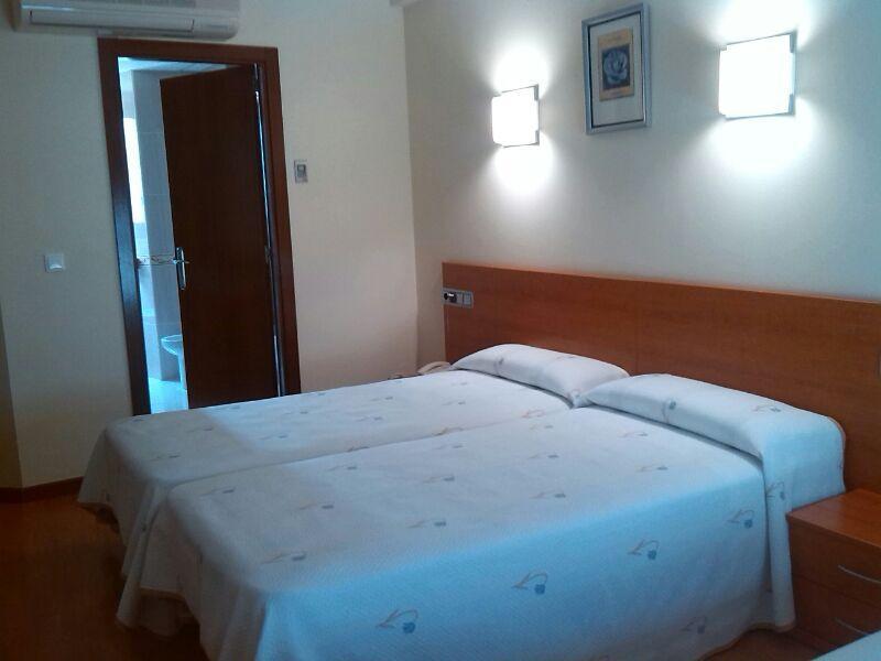 Hotel Zaravencia By Bossh Hotels Toro Exterior photo